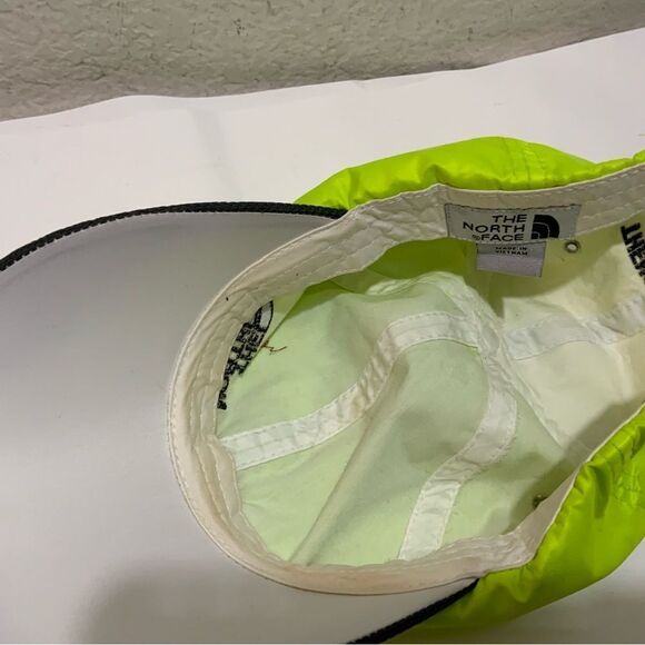 Women’s The North Face Pull Strap Hat adjustable - Picture 3 of 5